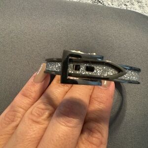 Sparkle buckle woman’s bracelet